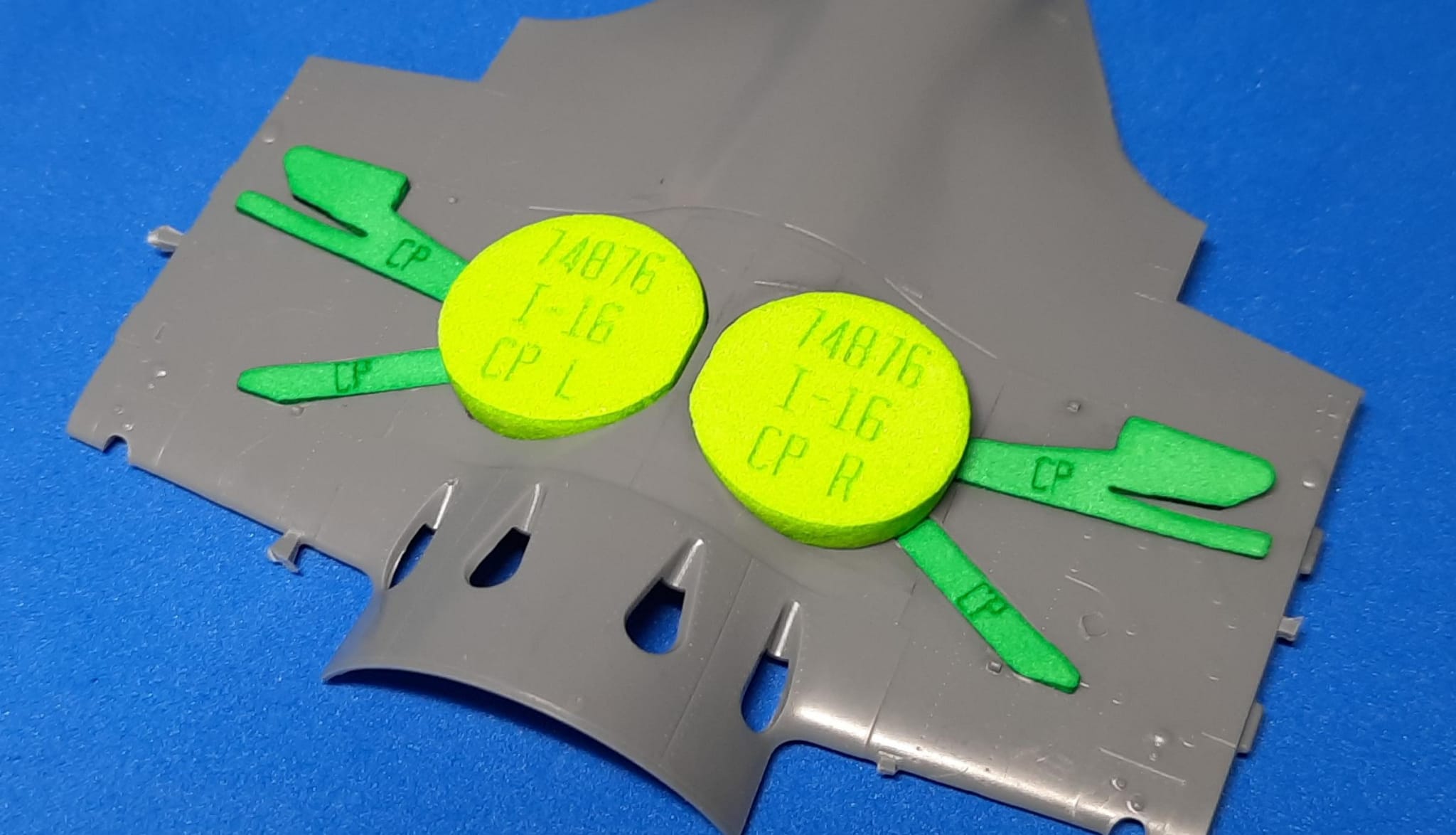 74876 1/48 I-16 wheel bay plugs (for Clear Prop Models)