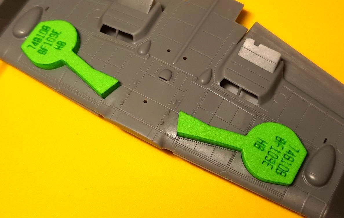 748108 1/48 Bf 109E wheel bay plugs (for Hobby Boss)