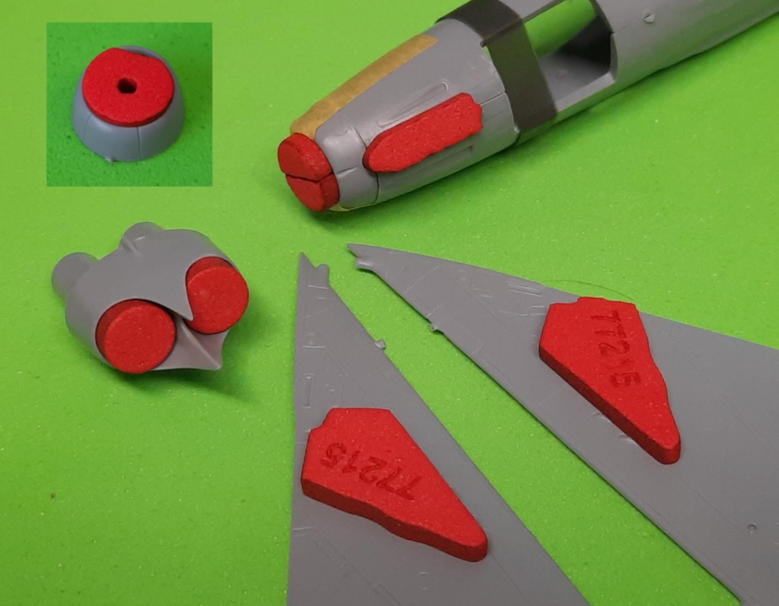 77215 1/72 Mig-19 S/P/PM wheel bay plugs (for KP)