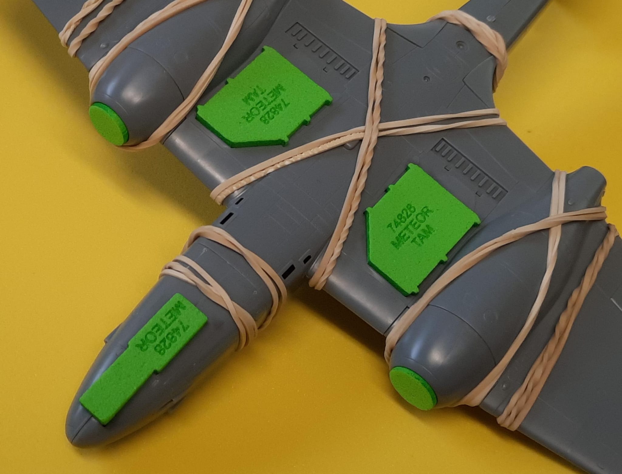 74828 1/48 Gloster Meteor wheel bay plugs (for Tamiya)