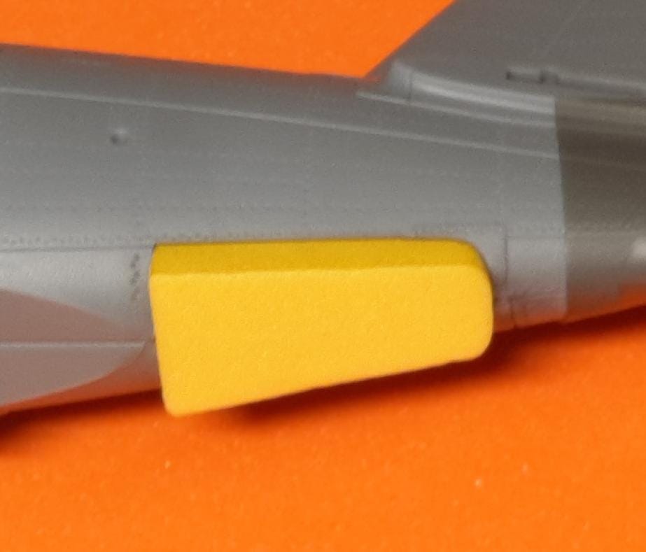 74835 1/48 P-47 Thunderbolt wheel bay plugs (for Miniart)