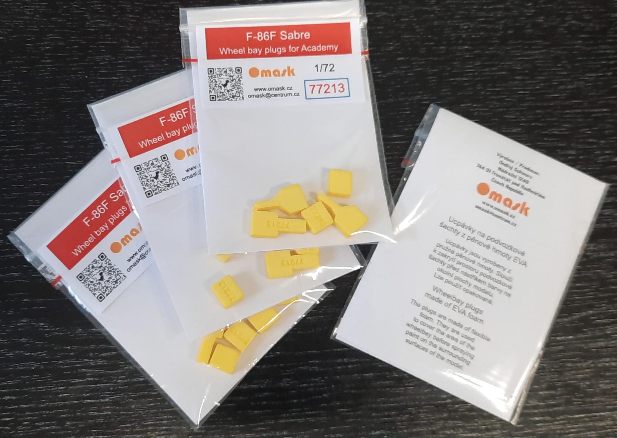 77213 1/72 F-86F Sabre wheel bay plugs (for Academy)