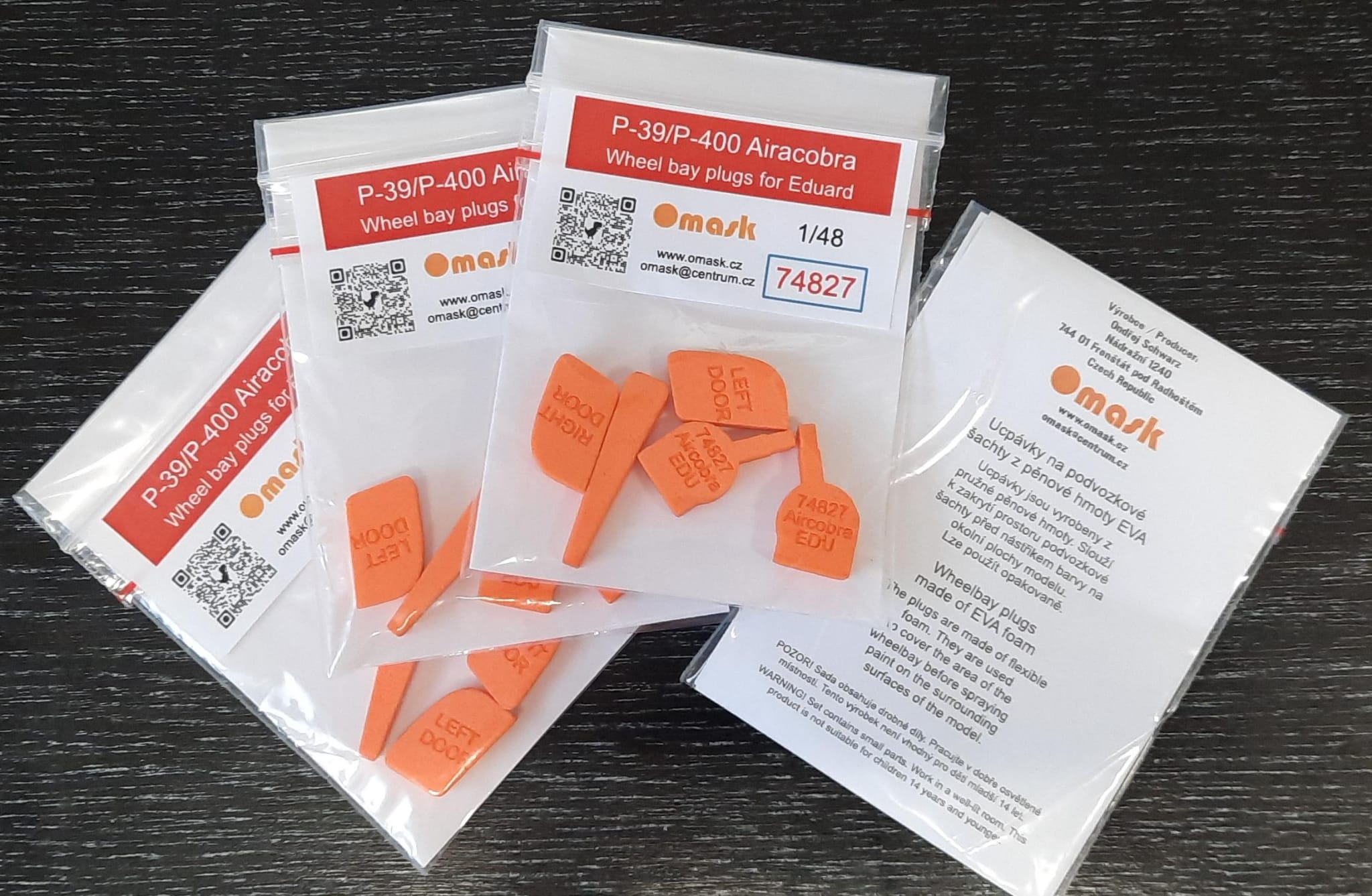 74827 1/48 P-39/P-400 Airacobra wheel bay plugs (for Eduard)